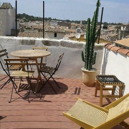 Appartement Avec Terrasse Panoramique Au Coeur De Nîmes Buitenkant foto